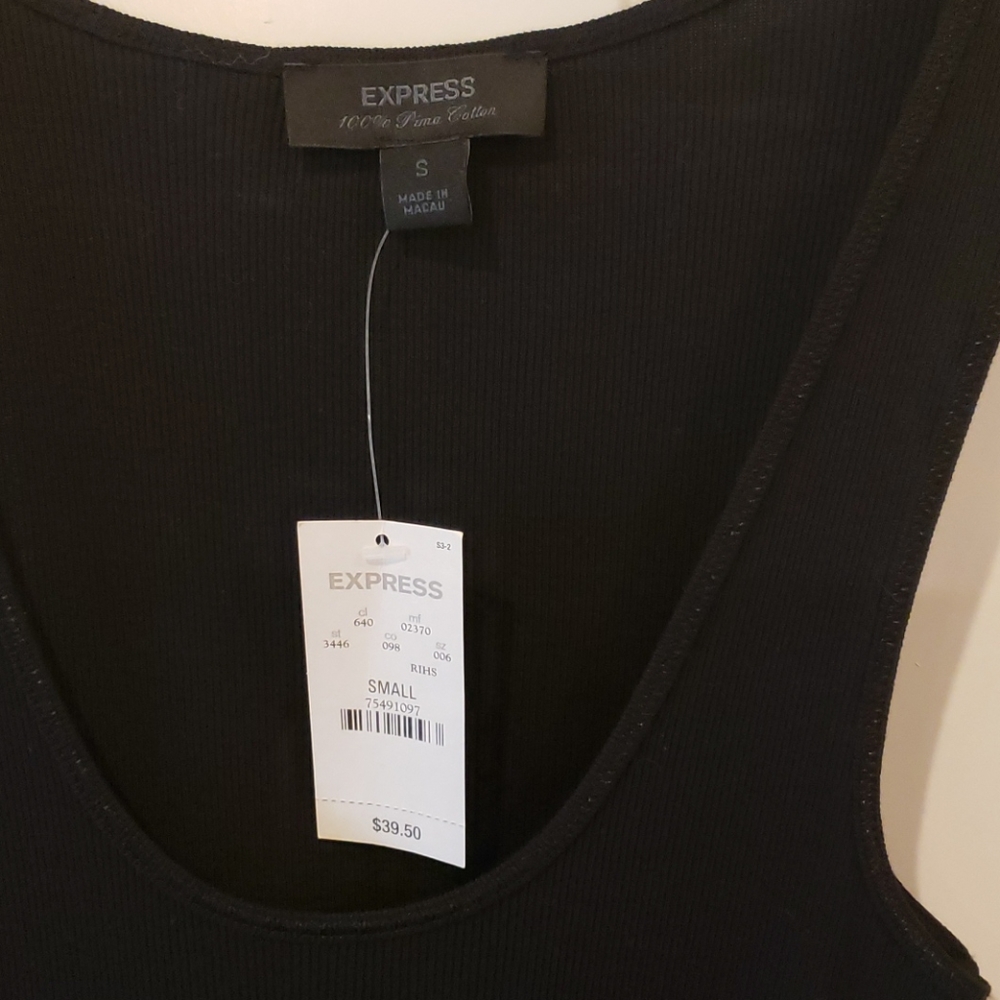 Express Tank Top - Picture 2 of 4